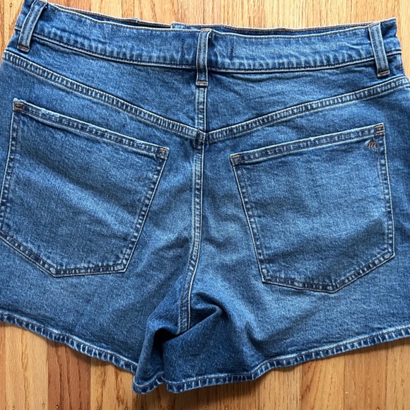 Madewell The Perfect Vintage Mid-Length Jean Shorts - Picture 3 of 5